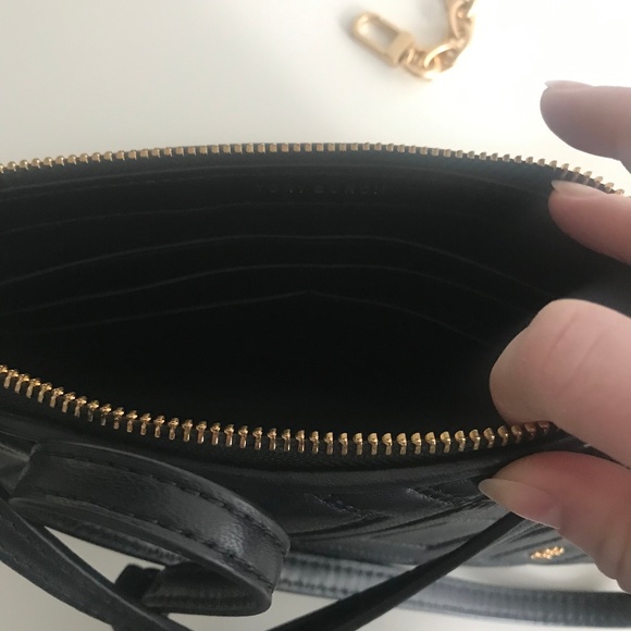 *SOLD* Tory Burch crossbody - Picture 3 of 7